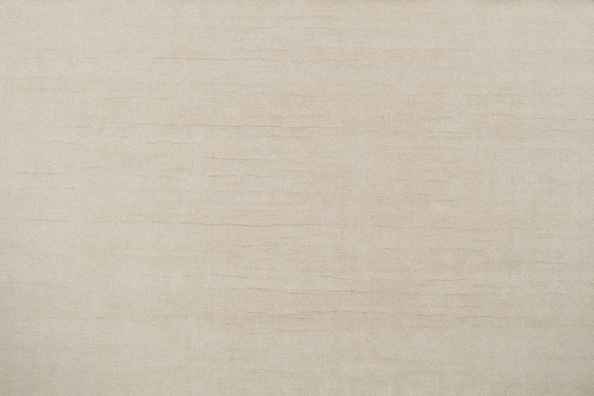 04 Beige